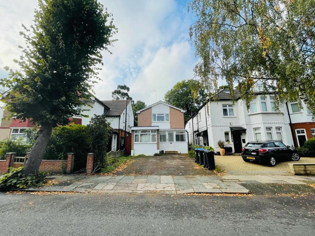 Enfield Chase Apartment 外观 照片